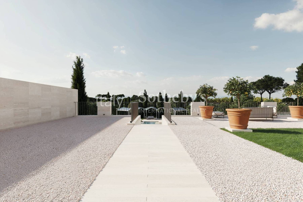 Elegant garden apartment in Villa dei Massimi