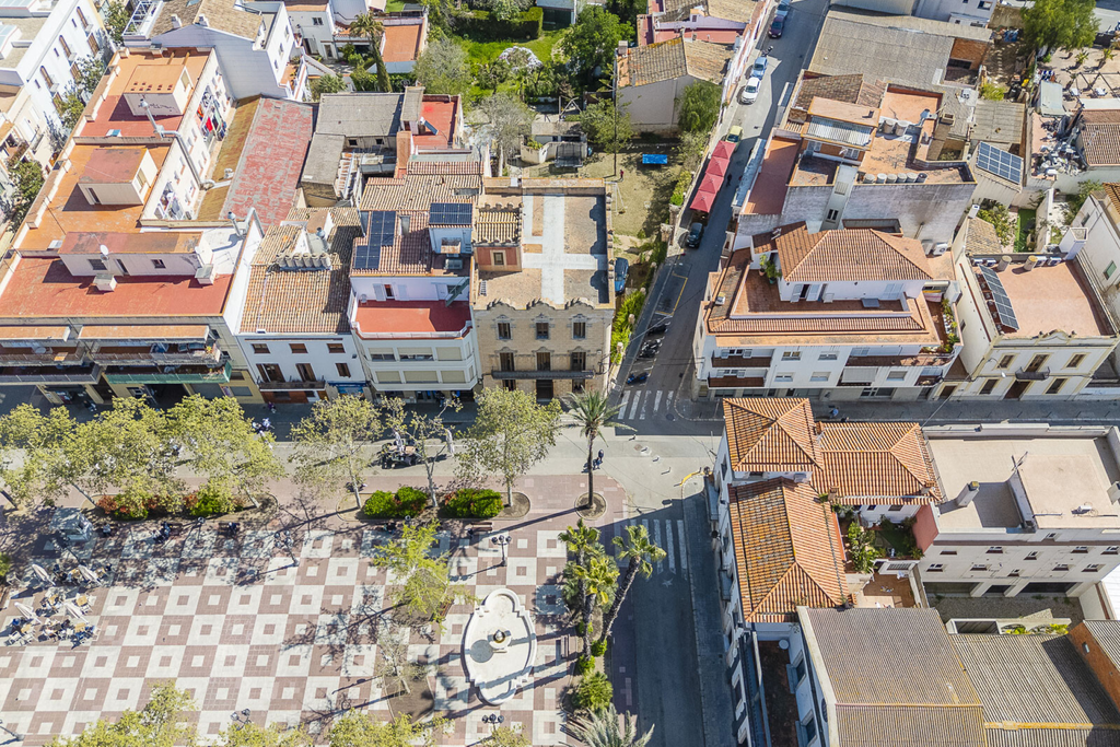 Elegant Art Nouveau Modernisme mansion in a Prime Location in Sant Pere de Ribes
