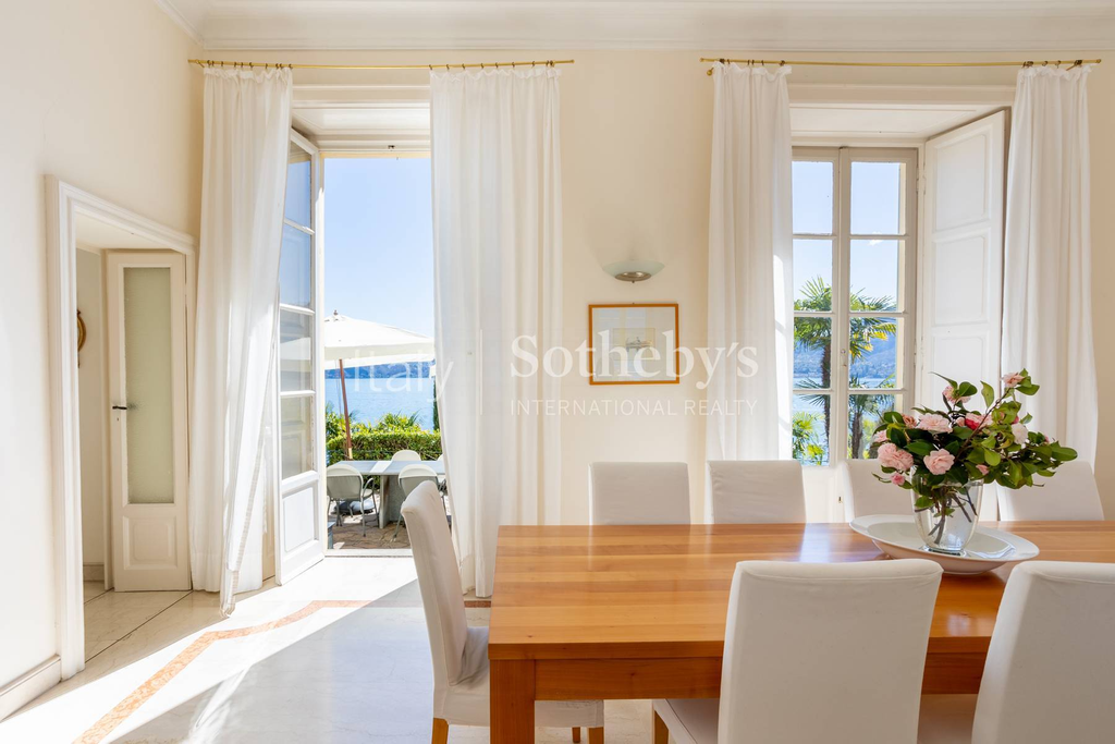 Splendid villa with a charming view