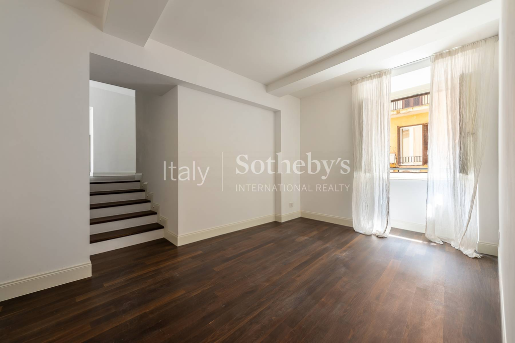 Prestigious Apartment with Terrace in the historic center