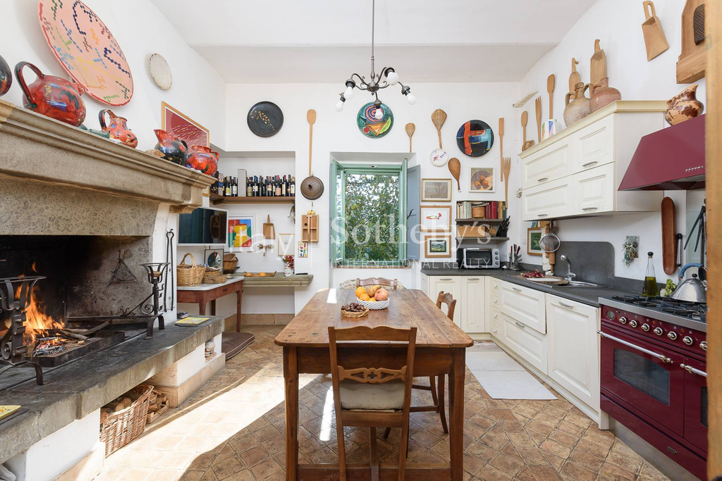 Restored country house in historic hamlet near Todi