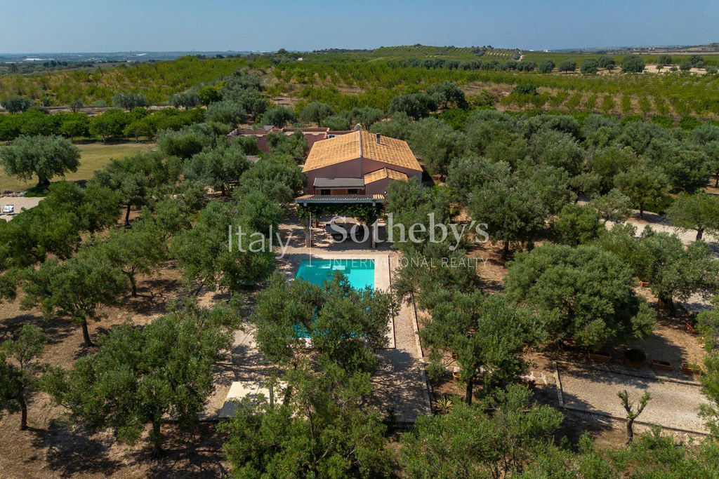 Ancient masseria in Vendicari