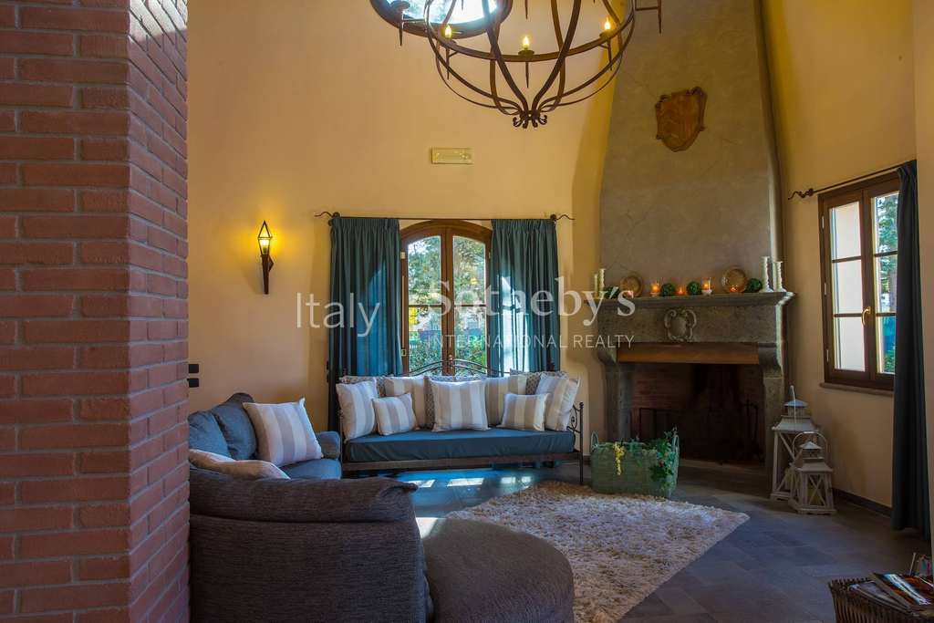 Charming Villa Leopoldina in the Tuscan countryside