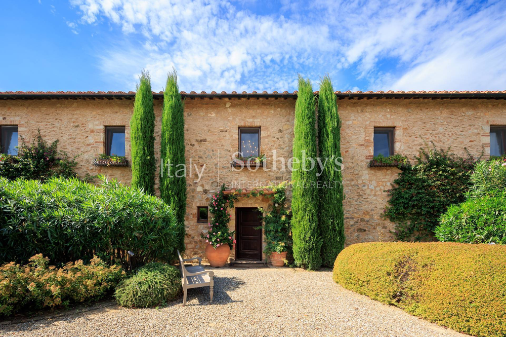 Incomparable Estate in the Tuscan countryside
