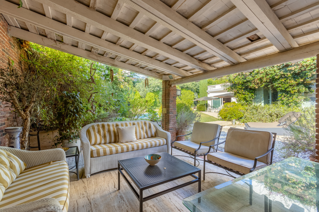 Elegant house, with pool, in the center of El Masnou